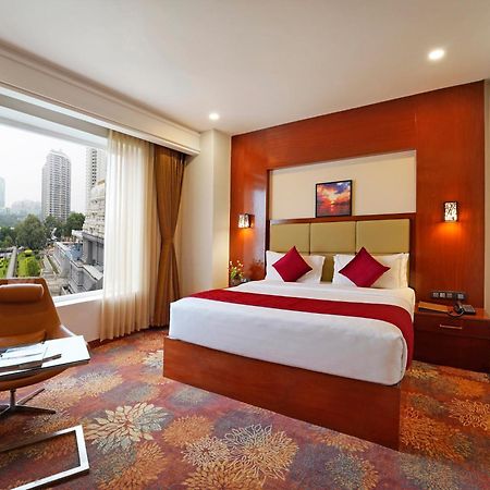 Kingston Hotel Bangalore Buitenkant foto
