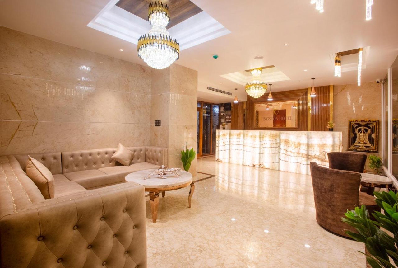 Kingston Hotel Bangalore Buitenkant foto