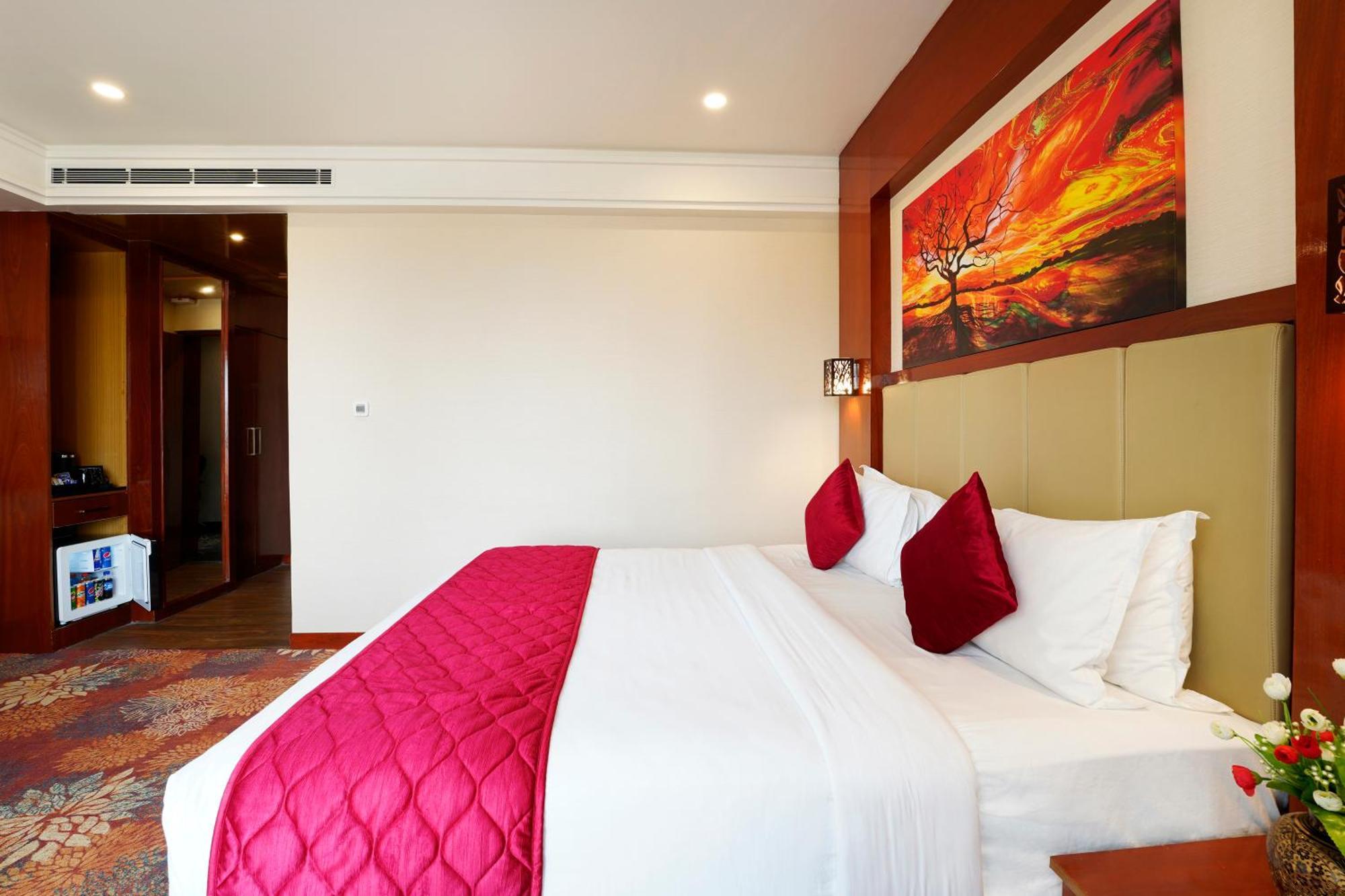 Kingston Hotel Bangalore Buitenkant foto