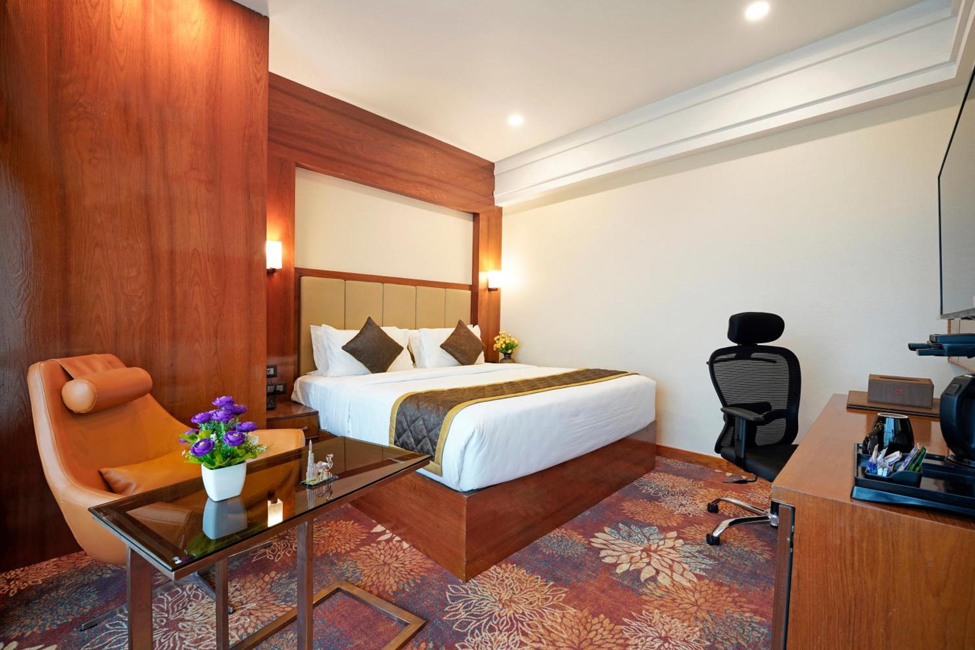 Kingston Hotel Bangalore Buitenkant foto